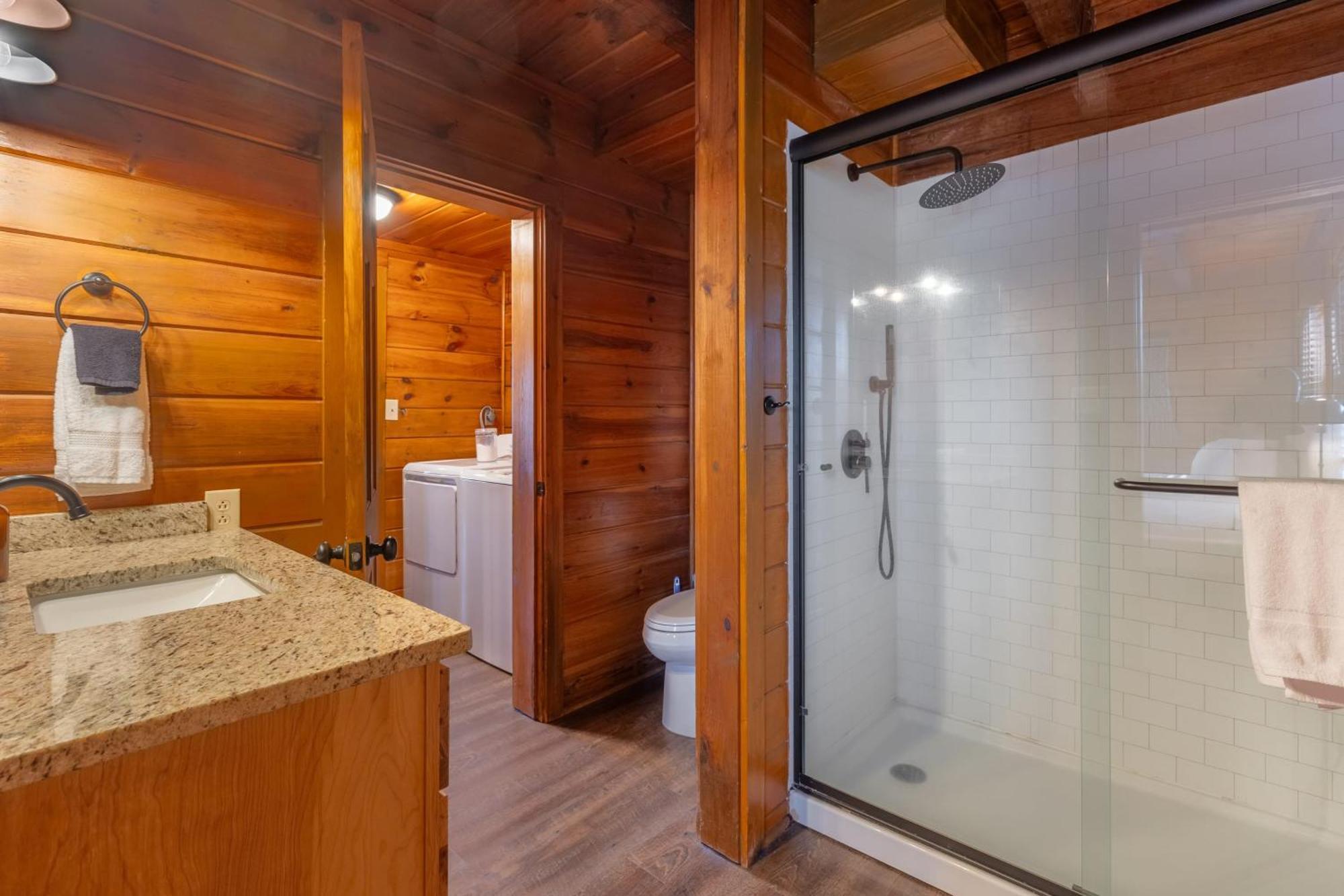 Dudley II By Avantstay Comfortable Cabin W Hot Tub Views ピジョンフォージ エクステリア 写真